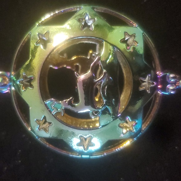 New Rainbow Hematite Deer Star Round Open Pendant. - Picture 9 of 10